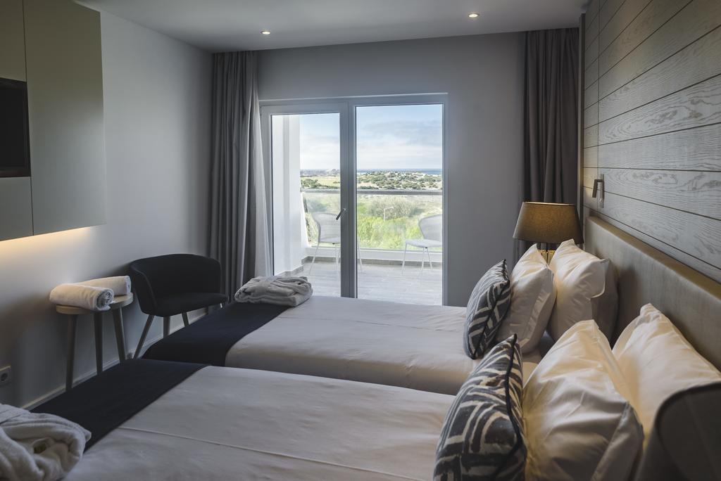 Mh Atlantico Hotel Atouguia Da Baleia Kültér fotó